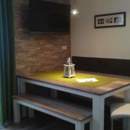 Alpklang Apartment *